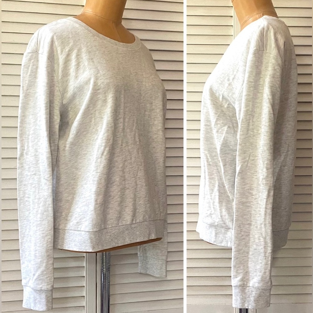 H&M Sweater Top Women’s Small Light Gray Heather Casual Lightweight Pull Over - Picture 2 of 5